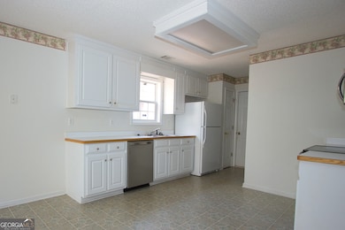 2804 James Henry Dr, Dacula, GA 30019 - photo 7