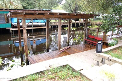 DOCK