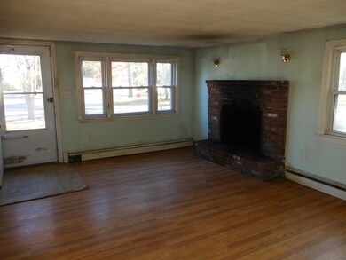 7 Bates Pond Rd, Carver, MA 02330 - photo 6