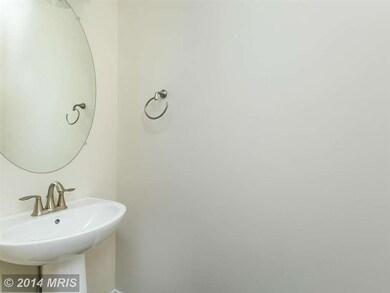 715 Highland Meadows Dr, Gambrills, MD 21054 - photo 5