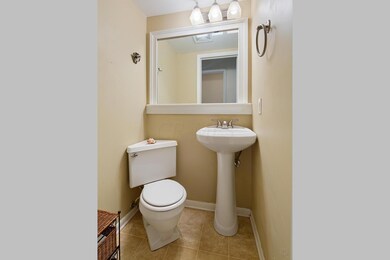 2601oldehill_halfbath01-copy