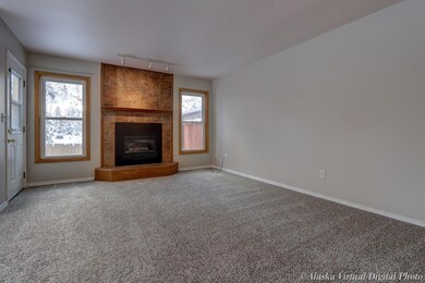 Living Room W/Gas Fireplace