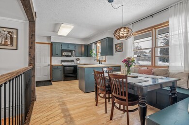 Kitchen/Breakfast nook