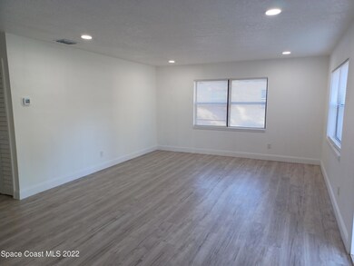 537 Mendel Ln, Titusville, FL 32796 - photo 4