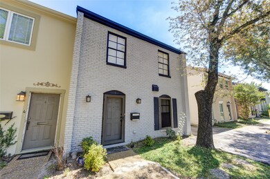 940 Wycliffe Dr unit 5, Houston, TX 77079 - photo 3