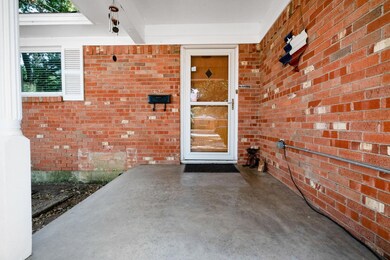 1003 Princeton Place, Cleburne, TX 76033 - photo 2