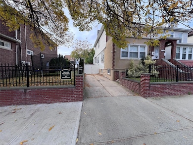 1831 Paulding Ave, Bronx, NY 10462 - photo 5