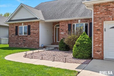 429 James Creek Ln, Jacksonville, IL 62650 - photo 3