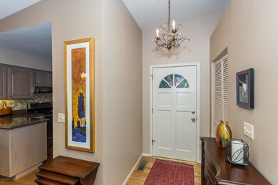 775.NWL.Foyer
