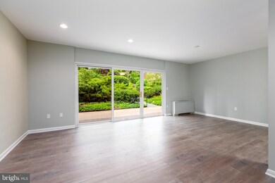 3535 Chevy Chase Lake Dr unit 108, Chevy Chase, MD 20815 - photo 4