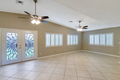 1118 W Mountain View Dr - 7
