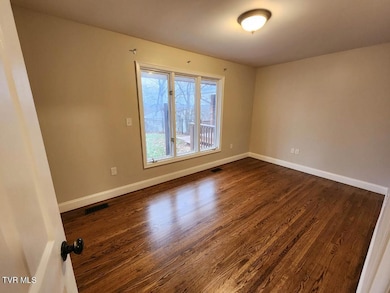 524 Haven Dr, Kingsport, TN 37663 - photo 7