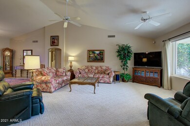 005_Living Room
