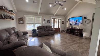 237 Hardin Cir, Pontotoc, MS 38863 - photo 4