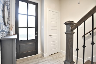 2818 Grand Fountains Dr unit H, Houston, TX 77054 - photo 3