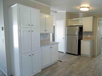 4 Kitchen 1