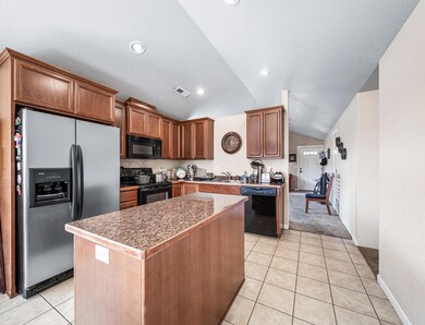 8300 29th St, White City, OR 97503 - photo 4