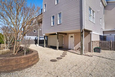 102 West Ship Bottom Avenue-small-038-06