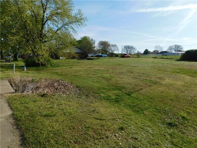 2083 S 48th St, Springdale, AR 72762 - photo 4