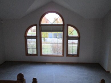 9266 Wright St, Merrillville, IN 46410 - photo 5