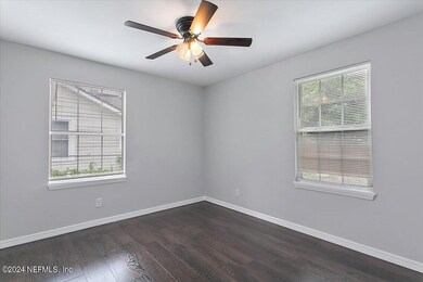 07-Bedroom