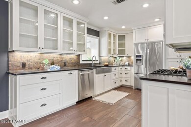 208 Laurance Lafayette-6