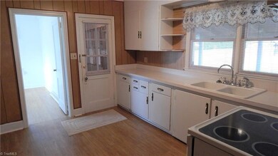 6719 Coltrane Mill Rd, Greensboro, NC 27406 - photo 5