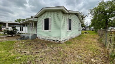 6818 Hoffman St, Houston, TX 77028 - photo 4