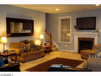 Den/Family/Great Room