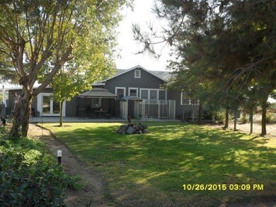 5086 Bangor Ave, Kingsburg, CA 93631 - photo 4
