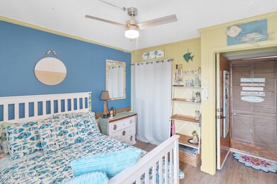 Topsail Reef 369 MLS-13