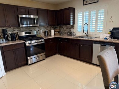 129 Mitzi Kim Cir, Imperial, CA 92251 - photo 4