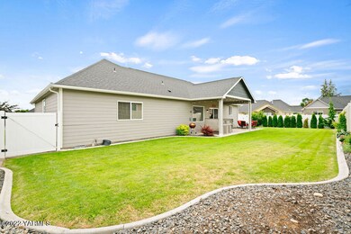 2110S79thAve-7