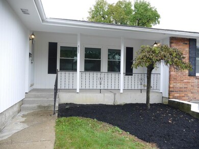 4721 McFadden