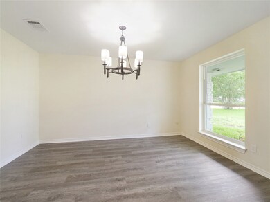10502 Woodwick St, Houston, TX 77016 - photo 4