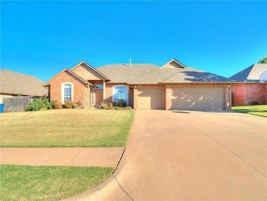 2701 Brenton Dr, Edmond, OK 73012 - photo 3