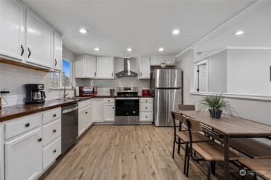 13718 246th St E, Graham, WA 98338 - photo 7