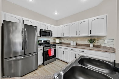 8737 Red Brook Dr unit 201, Las Vegas, NV 89128 - photo 3