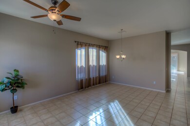 5 Living Room photo a
