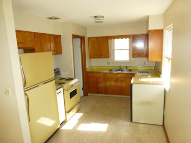 2593 Spaatz Ave, Columbus, OH 43204 - photo 5