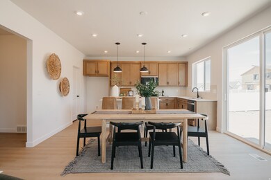 944 W Columbia Ct unit 108, Riverdale, UT 84405 - photo 4