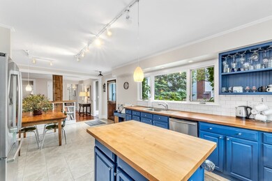 4320 Washington St, Roslindale, MA 02131 - photo 7