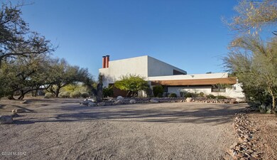 2301 E Greenlee Rd, Tucson, AZ 85719 - photo 3