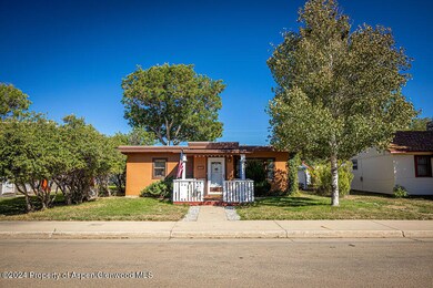 677RussellSt.-03