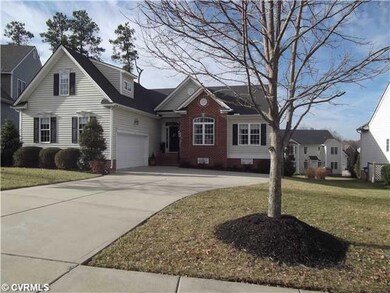 Exterior Front - Beautifully maintained home in Co