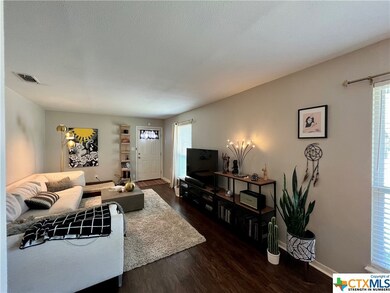 1111 Hazelton St unit 1113, San Marcos, TX 78666 - photo 5