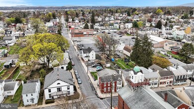 42 E Locust St, Mechanicsburg, PA 17055 - photo 6