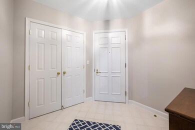 Harborview Towers unit 212, Baltimore, MD 21230 - photo 4