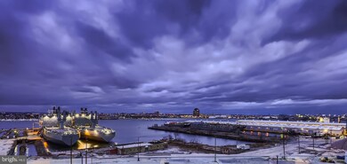 Silo Point unit 812, Baltimore, MD 21230 - photo 2