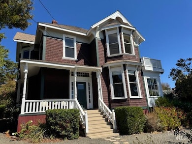 271 W G St, Benicia, CA 94510 - photo 4